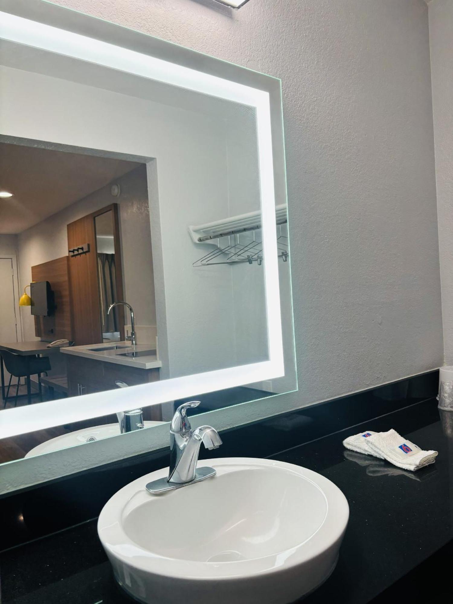 Motel 6-Santa Ana, Ca Экстерьер фото